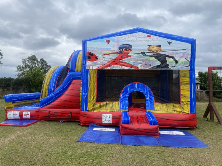 Miraculous Jumping Castle with External Dry Slide